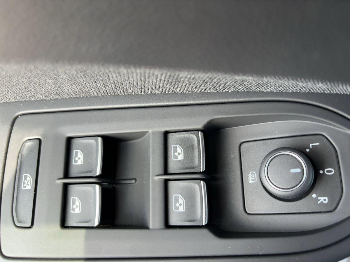 Volkswagen Golf VIII Variant 2.0 TDI Life LED Navi PDC Sitz, миниатюра 17