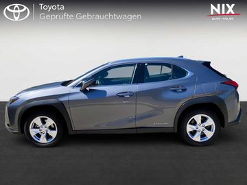 Lexus UX - 3