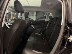 PEUGEOT 2008 1.2 Allure/NAVI/SHZ/PANO/KLIMA/CARPLAY PEUGEOT 2008 1.2 Allure/NAVI/SHZ/PANO/KLIMA/CARPLAY