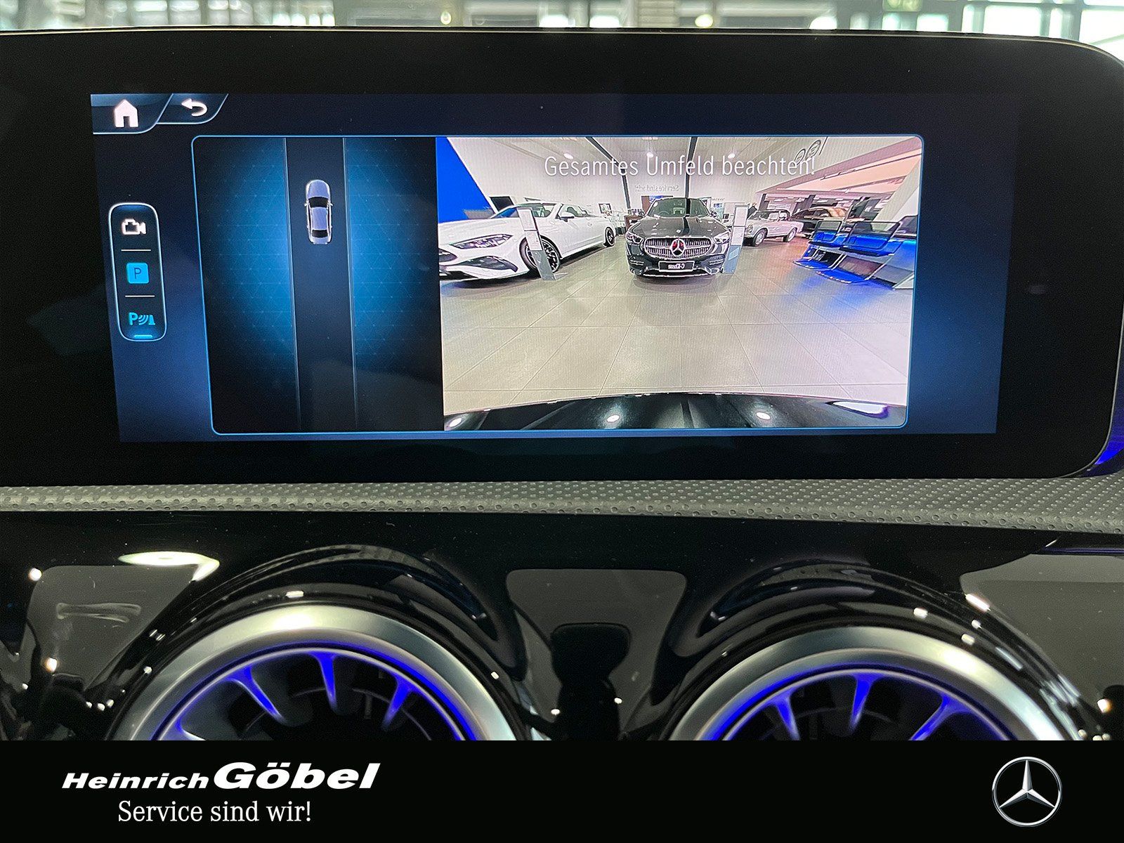 Fahrzeugabbildung Mercedes-Benz A 220 d Lim. AMG+NIGHT+AMBIENTE+KAMERA+LENKRADHZ