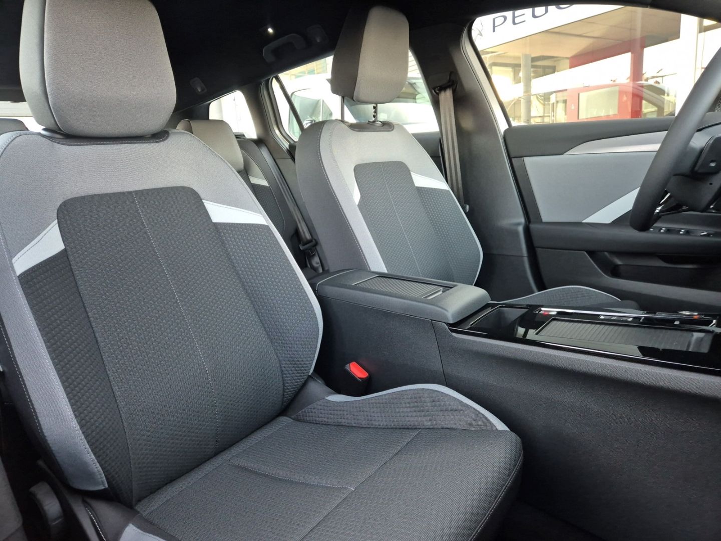 Fahrzeugabbildung Opel Astra 1.5 D EU6e L Sports Tourer Edition LED App