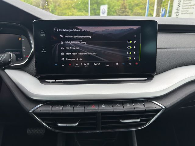 Octavia Combi 2.0 TDI DPF Style DSG ACC HUD LED