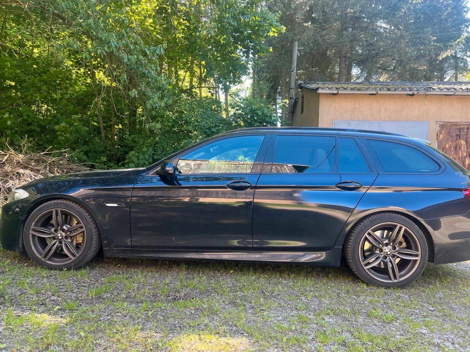 BMW M550