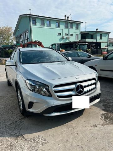 MERCEDES-BENZ Mercedes-benz GLA 180 d Automatic Executive OK N