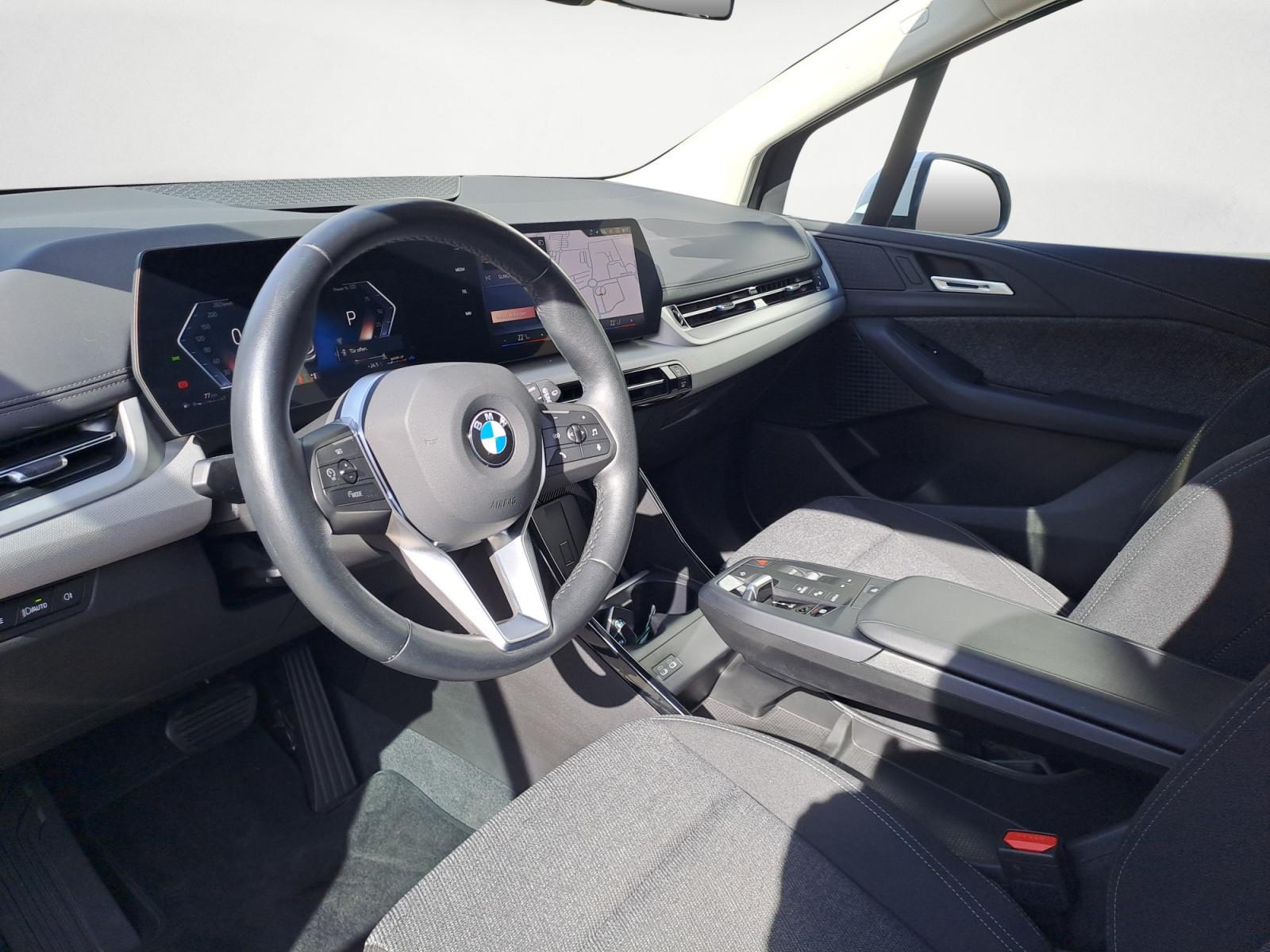 BMW 220 Active Tourer 220i Active Tourer Steptronic DCT Premium Paket, миниатюра 8