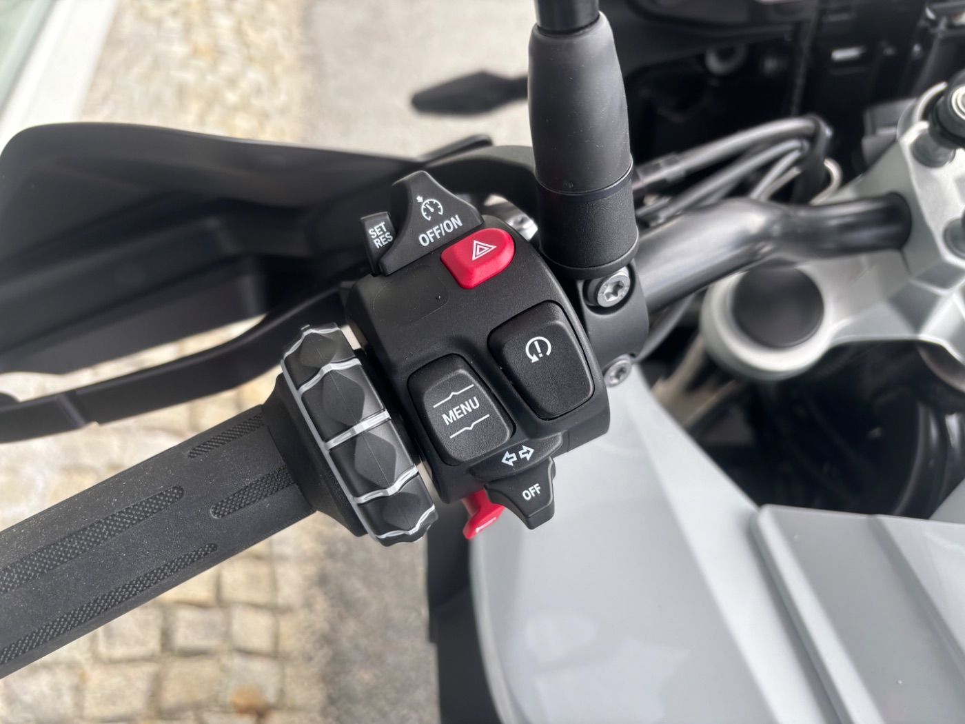 Fahrzeugabbildung BMW F 800 GS 2 Pakete Tieferlegung