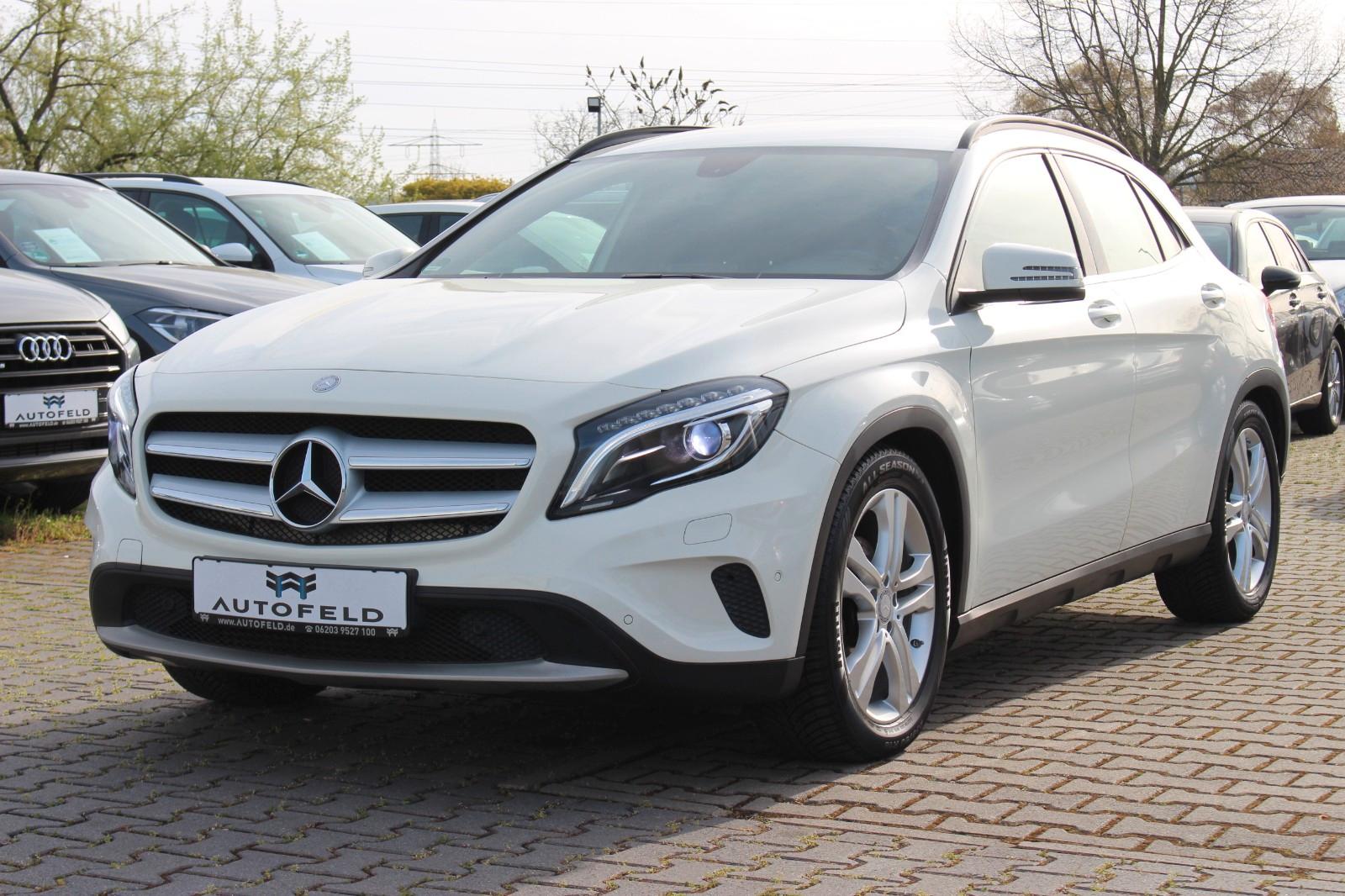 Mercedes-Benz GLA 220 CDI Style/VOLL SHEFT/BI XENON/TEILLEDER/