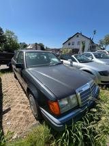 Mercedes-Benz W124 200E Mercedes - gebrauchte Mercedes-Benz 200 aus dem Jahr 1990