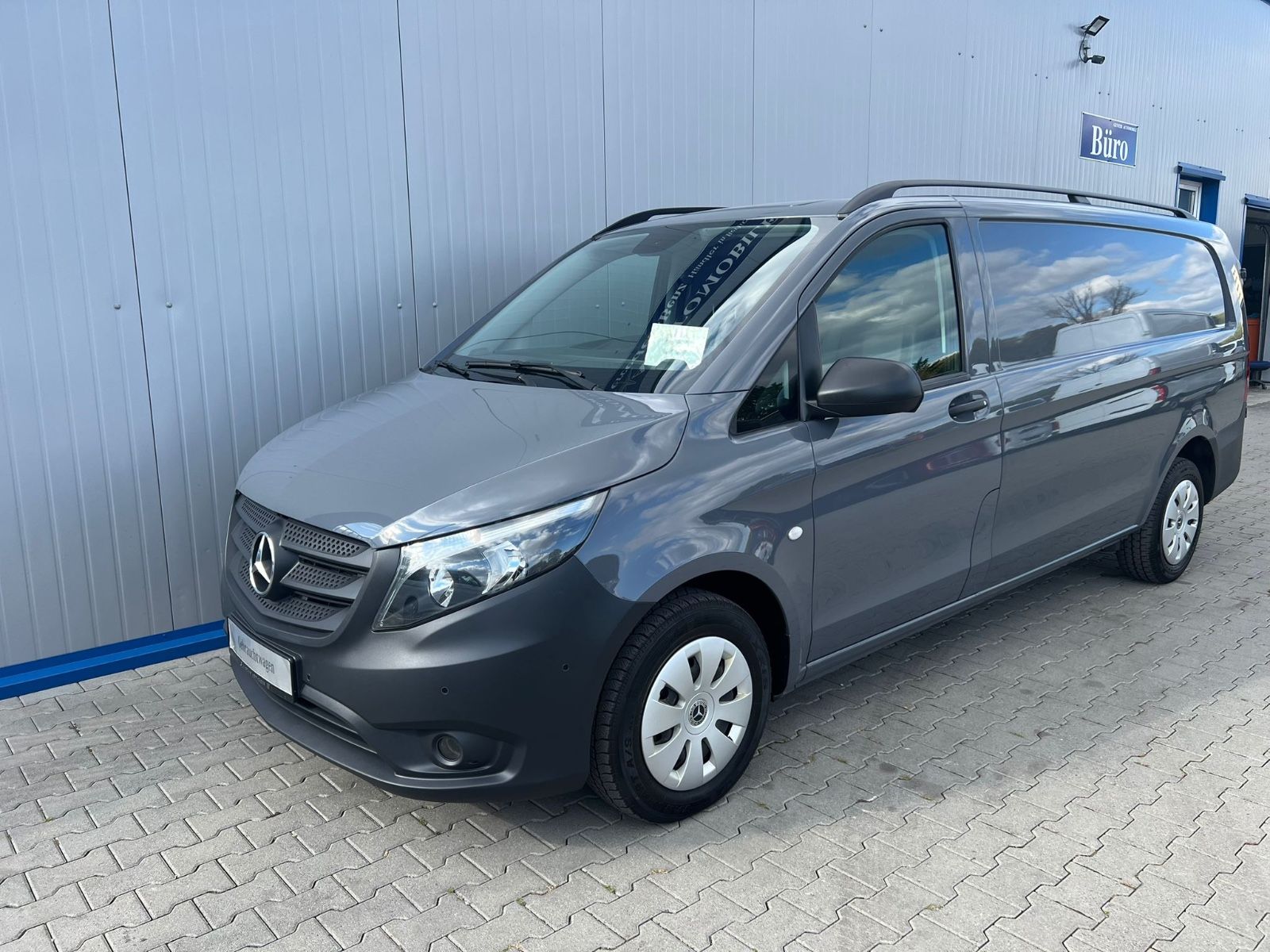 MERCEDES-BENZ Vito 114 EXTRALANG KLIMA TEMPOMAT KAMERA 3-SITZE
