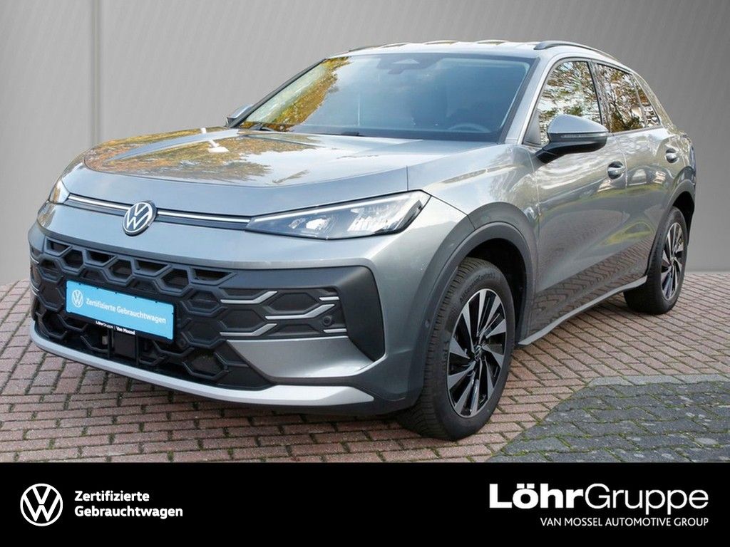 Volkswagen T-Roc 1.5 eTS DSG Life 17" ACC Navi SHZ LED
