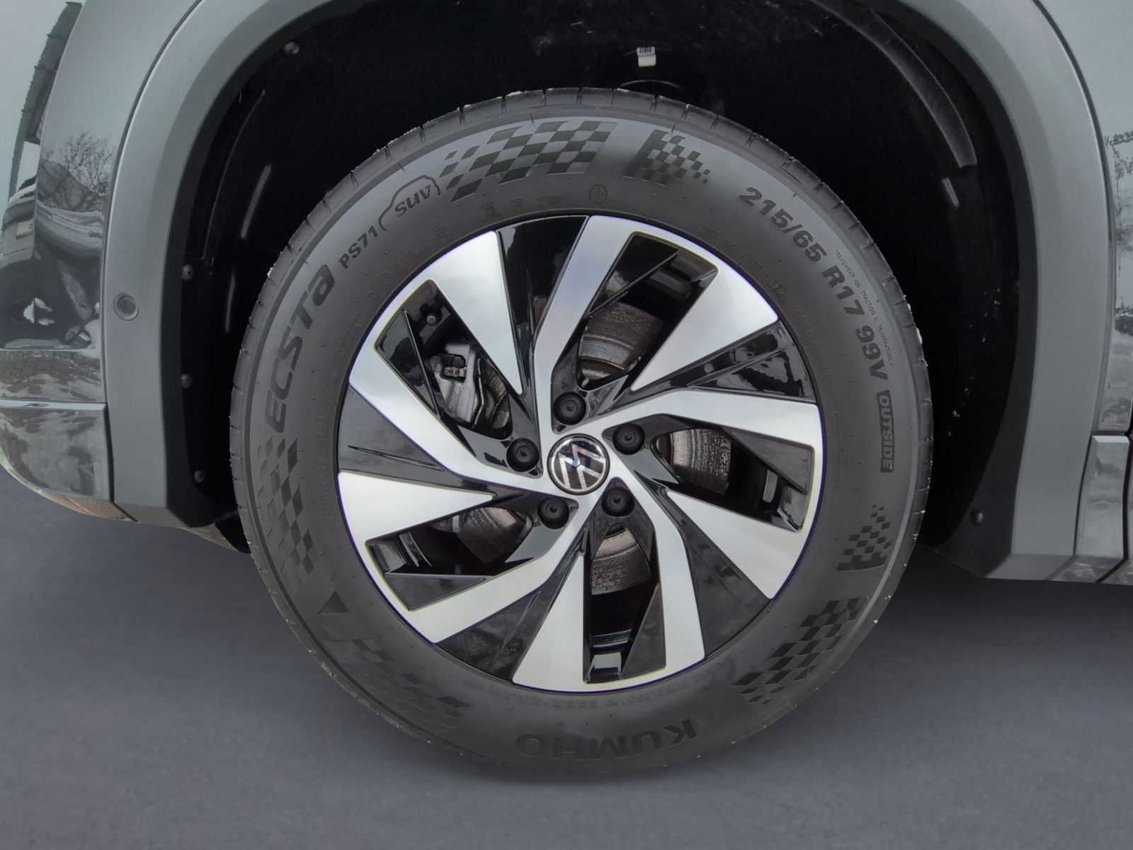 Tayron Life 1.5 eTSI DSG 7Sitzer+AHK+NAVI+