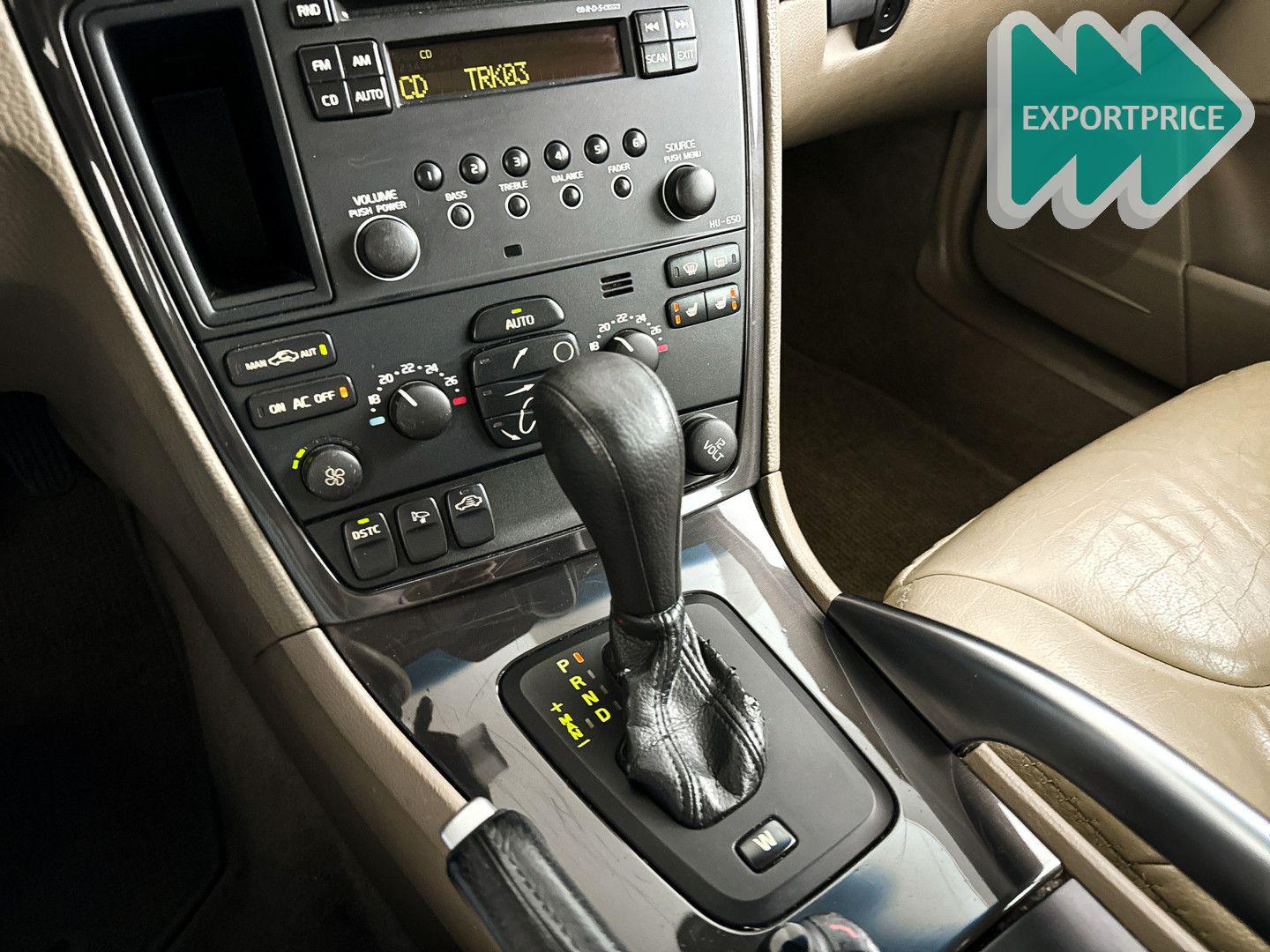 Volvo XC70 2006 — photo 15