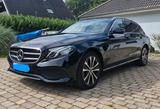 Mercedes-Benz E 300 de T Autom. - - Hybrid (Diesel/Elektro): Schwarz, Standheizung