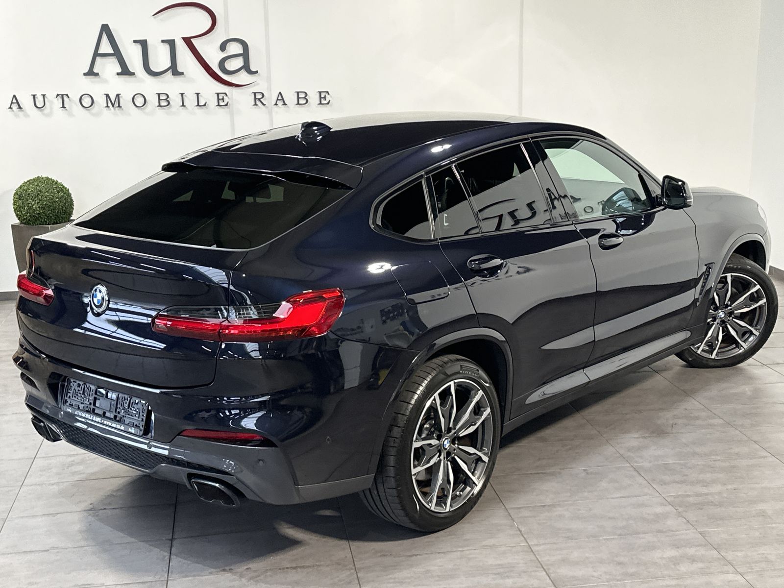 Fahrzeugabbildung BMW X4 M40i NAV+LED+HEAD-UP+H&K+KAM+MEMORY+20ZO+1HD