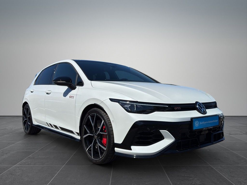 Volkswagen Golf VIII Lim. 2.0 TSI GTI Clubsport AKRAPOVIC foto 5