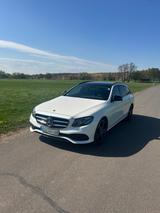 Mercedes-Benz E 300 d T Autom. -AVANTGARDE COMMANDE WIDE PANO  - Mercedes-Benz E 300: Von Privat