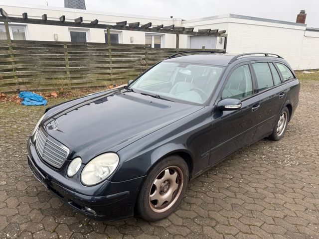 Mercedes-Benz E 220 E -Klasse T-Modell E 220 T CDI