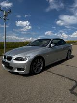 BMW Bmw e93 330d Cabrio M-Paket Scheckheftgepflegt  - BMW 330: Cabrio, 330d