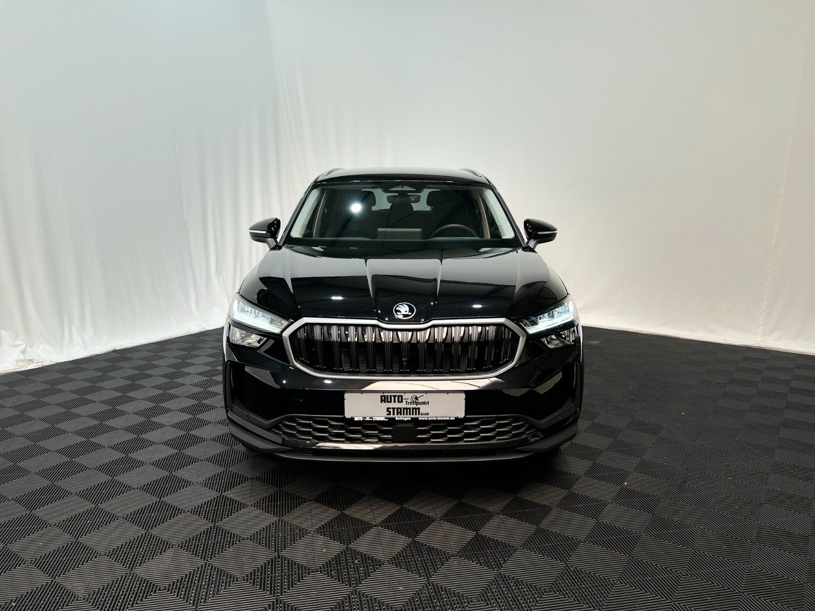Fahrzeugabbildung SKODA Kodiaq Selection - 7Si - AHK - Navi - DSG