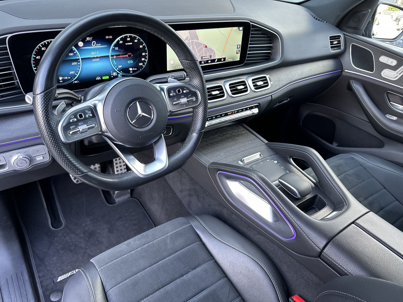 Fahrzeugabbildung Mercedes-Benz GLE 350de 4M AMG-Line NAV+LED+AHK+360°+21ZO+1HD