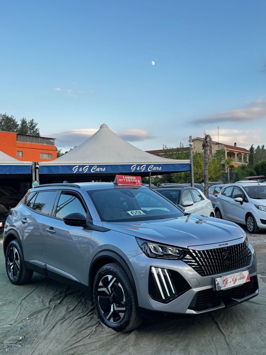 Peugeot 2008 BlueHDi 130 S&S EAT8 Allure imagem 3