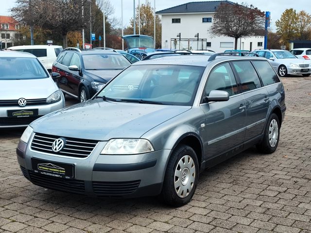 Volkswagen Passat Variant 2.0 Climatronic Sitzheiz. AHK