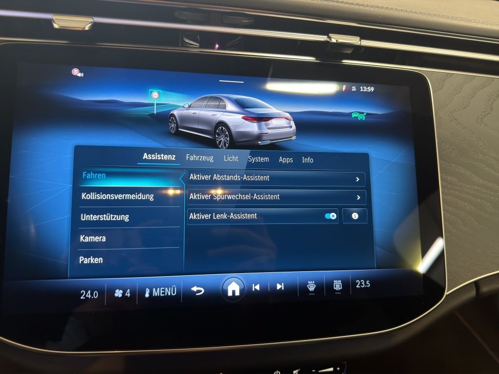 Fahrzeugabbildung Mercedes-Benz E 220 d 4MATIC Limousine AMG*NightPaket*360 Grad