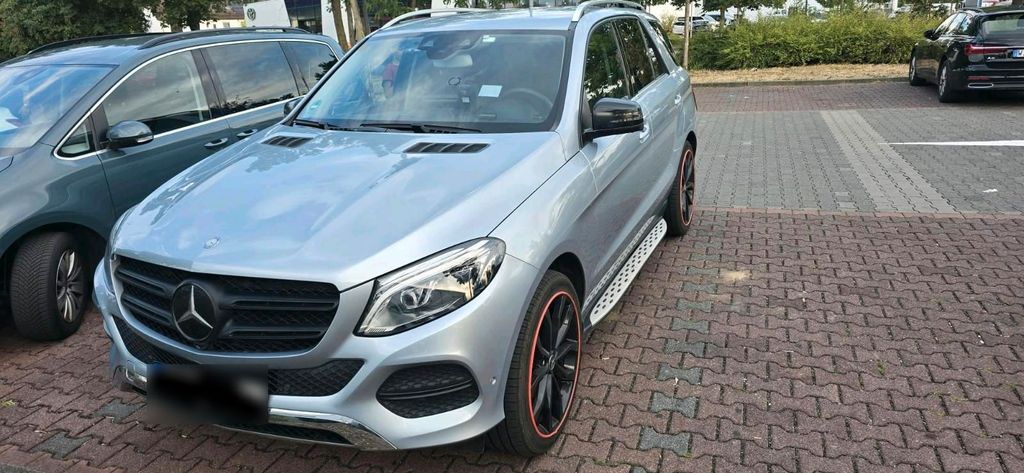 Image of Mercedes-Benz GLE 350