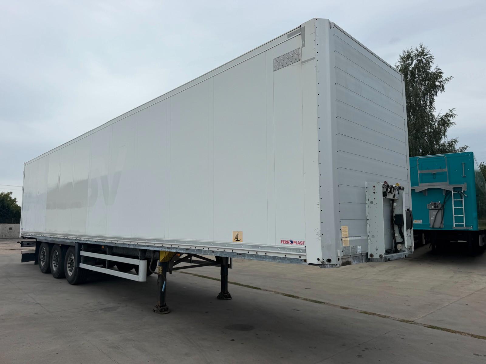 Schmitz Cargobull Box 2019 year