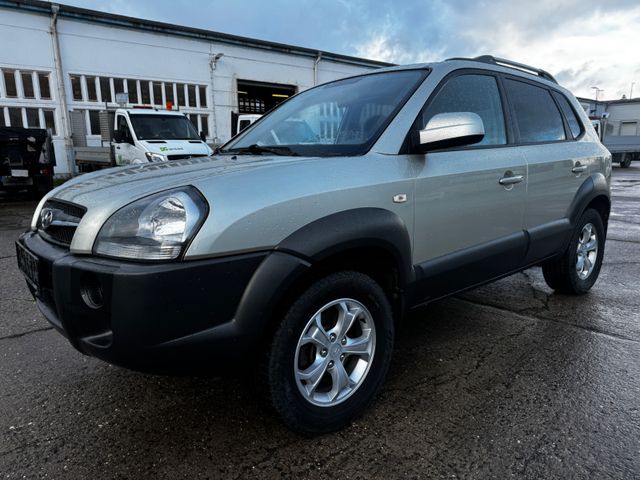 Hyundai Tucson 2.0 GLS,4WD,1 Hand,Klimatronik,Sitzheizun