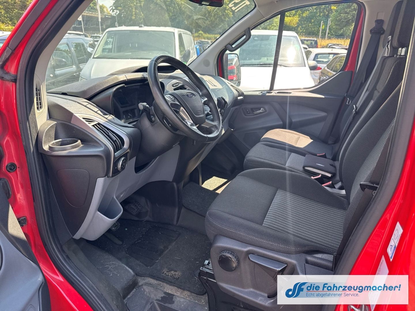 Fahrzeugabbildung Ford Transit Custom 310 L1 Trend Temp Tel.-Vorb. *303