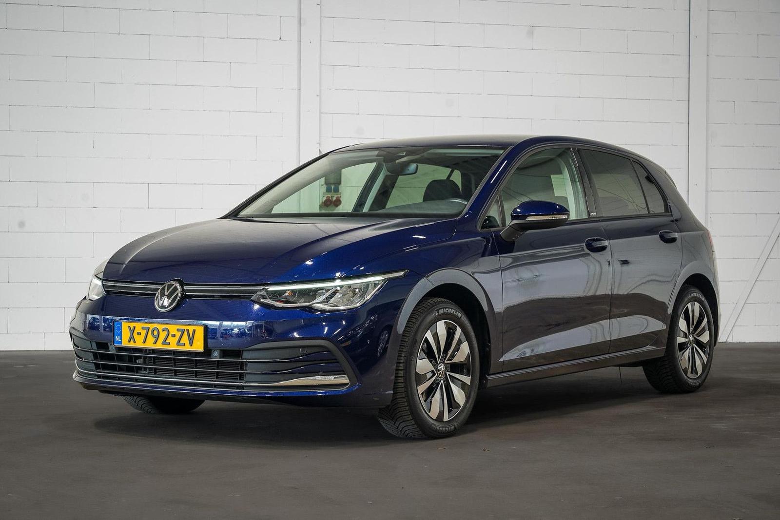 Volkswagen Golf 1.0 eTSI Life Business Automaat | Virtual c