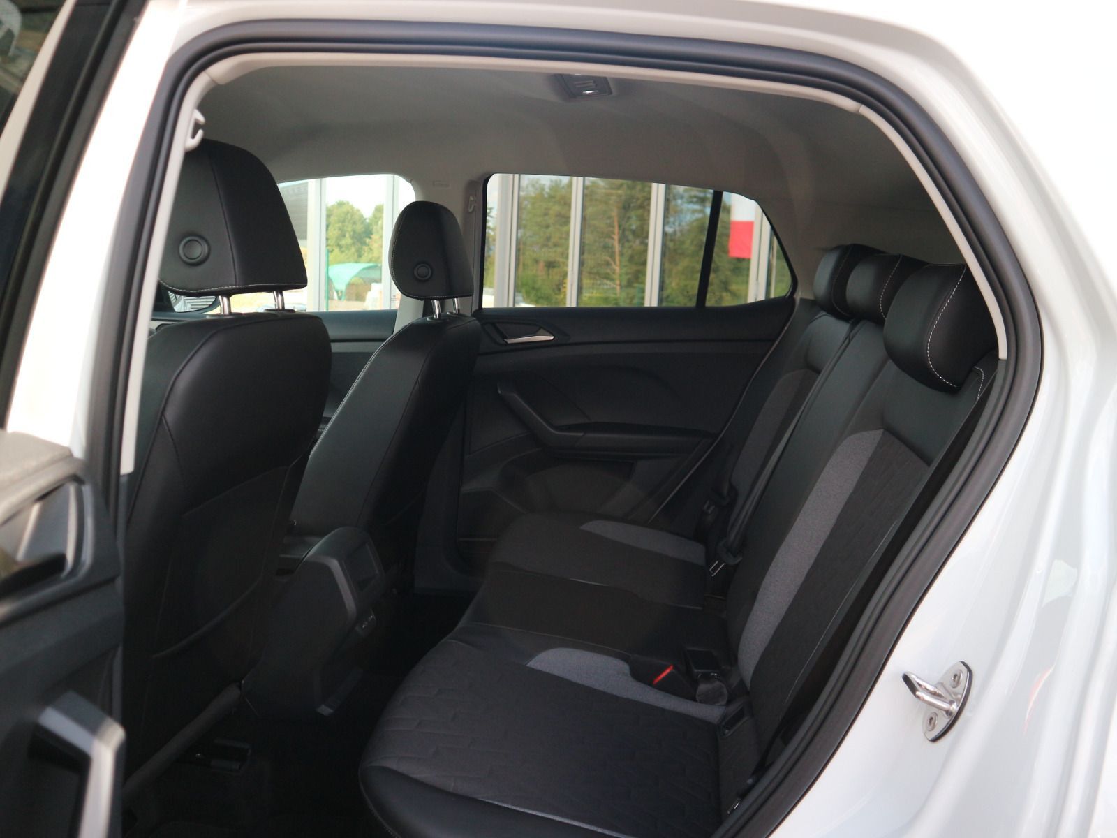 Volkswagen T-Cross - Bild 13