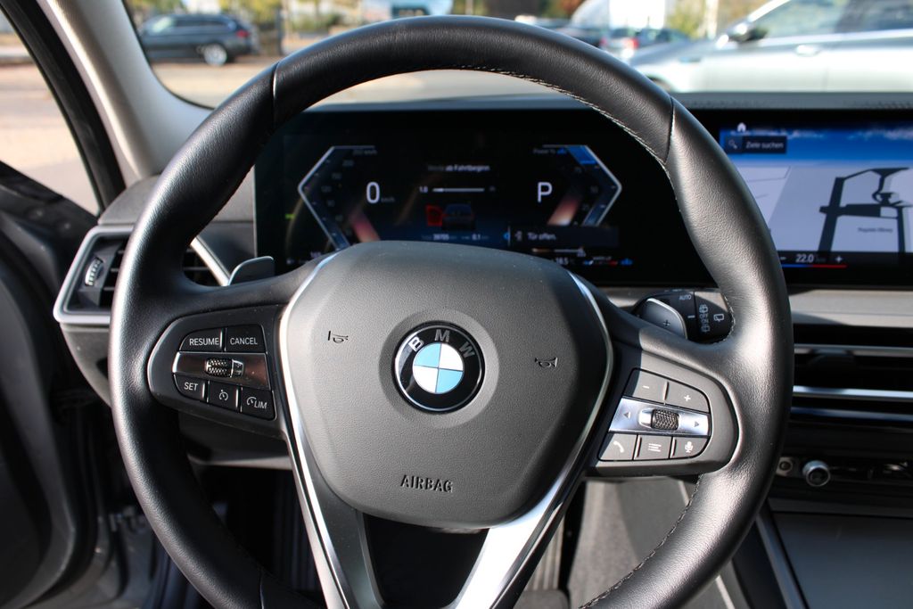 BMW 320 d xDrive Touring NAVI SHZ LED PDC AUT LIVE