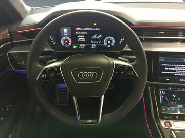 2025 AUDI S8 — миниатюра 12