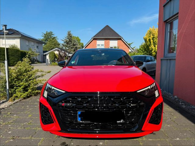 AUDI RS3 2.5 TFSI S tronic quattro -
