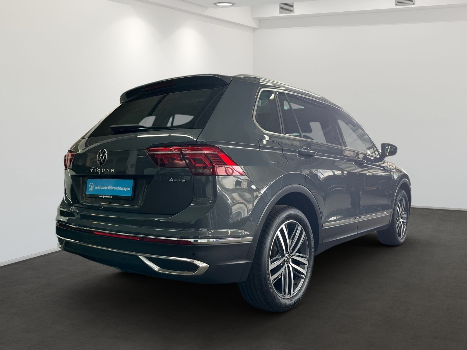 Volkswagen Tiguan Elegance 4M 2,0 TDI DSG BusiPremiumPaket foto 4
