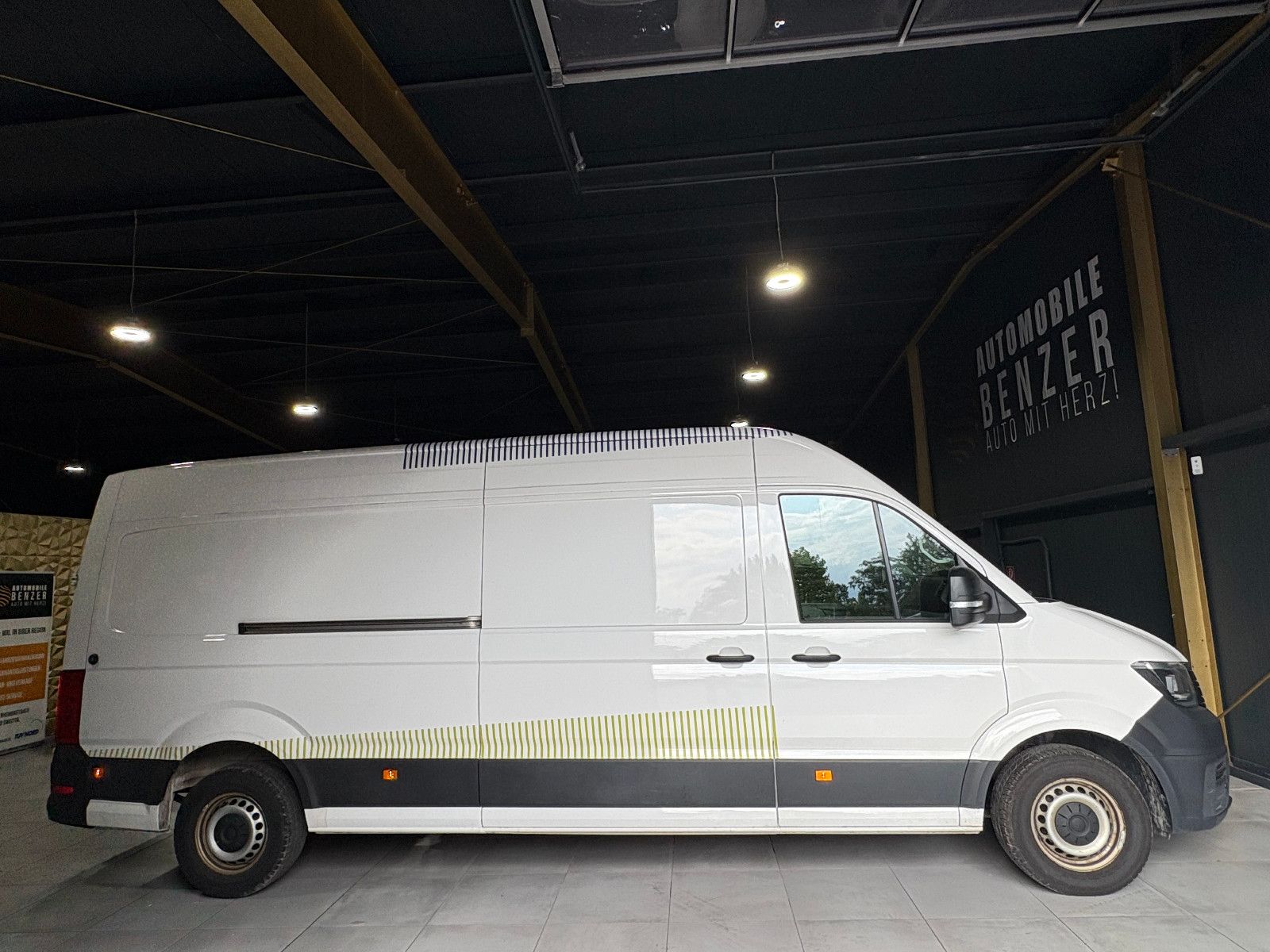 Fahrzeugabbildung Volkswagen Crafter Kasten Kasten 35 lang Hochdach FWD/3-SIT