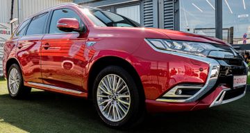 Fahrzeugabbildung Mitsubishi Outlander PHEV Top 4WD|