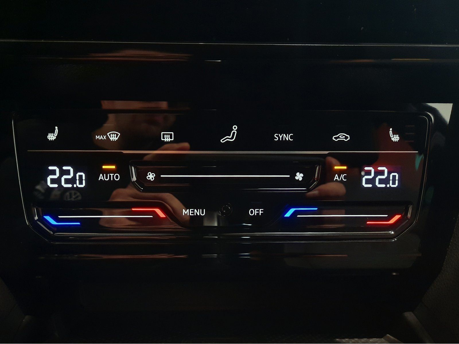 Fahrzeugabbildung Volkswagen Passat Variant Business TDI DSG *Navi*Cam*LED*