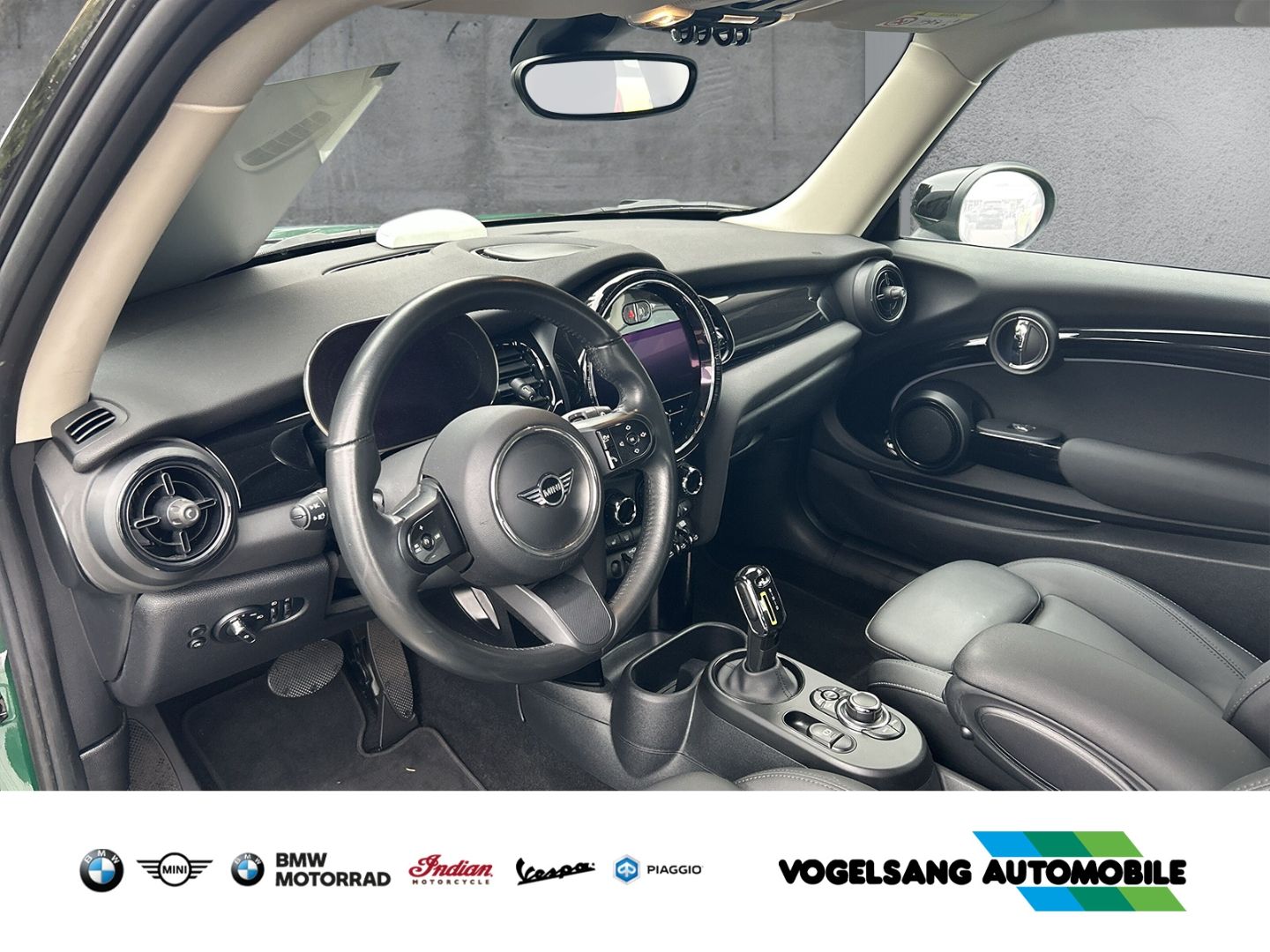 Fahrzeugabbildung MINI Cooper SE Classic Trim,LMFelge17'',DABTuner,LEDS