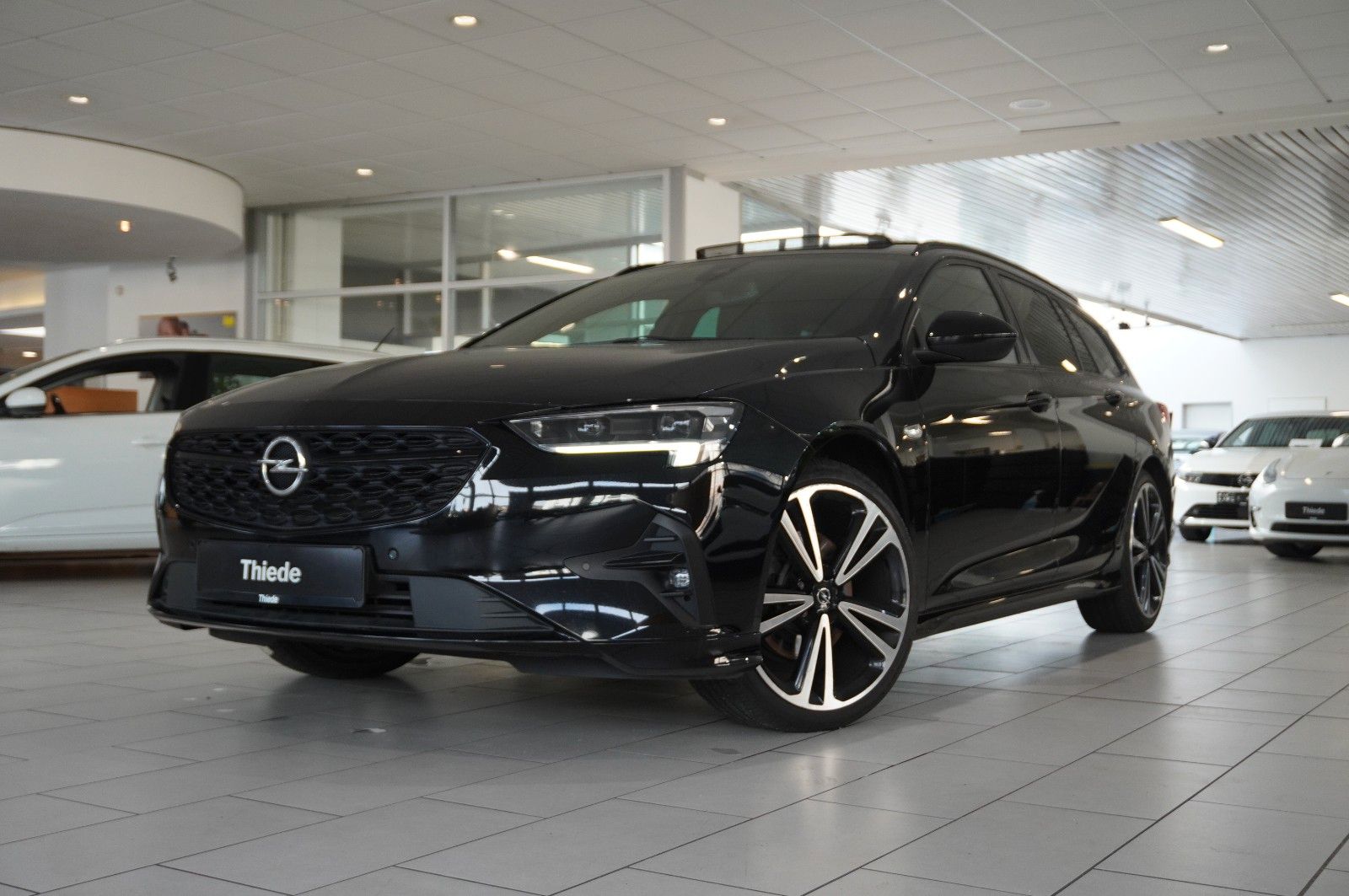 Fahrzeugabbildung Opel Insignia B ST 2.0D ULTIMATE NAVI/OPC/KAMERA/AHK