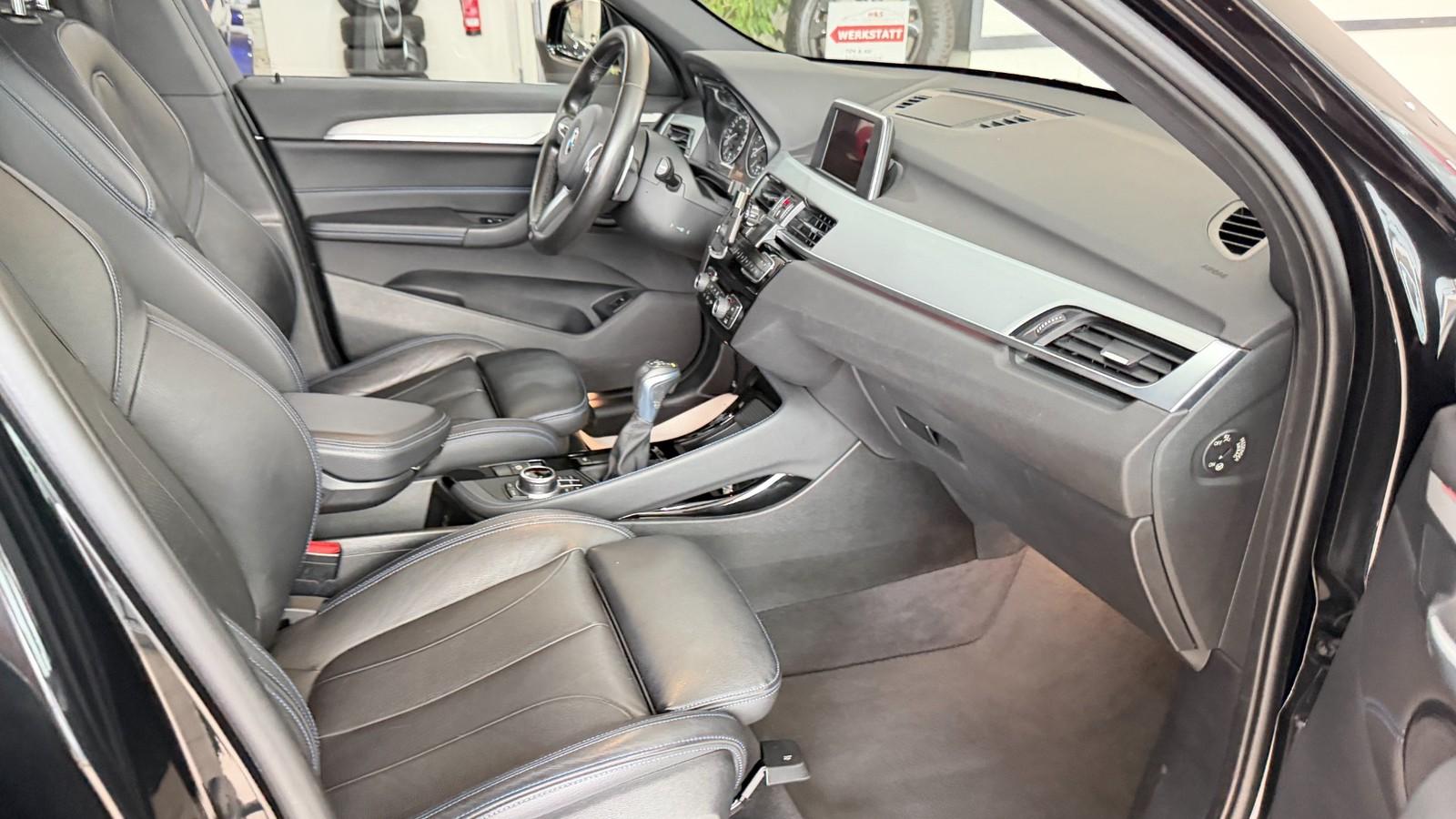 BMW X1 xDrive 25 i M Sport AHK*NAVI