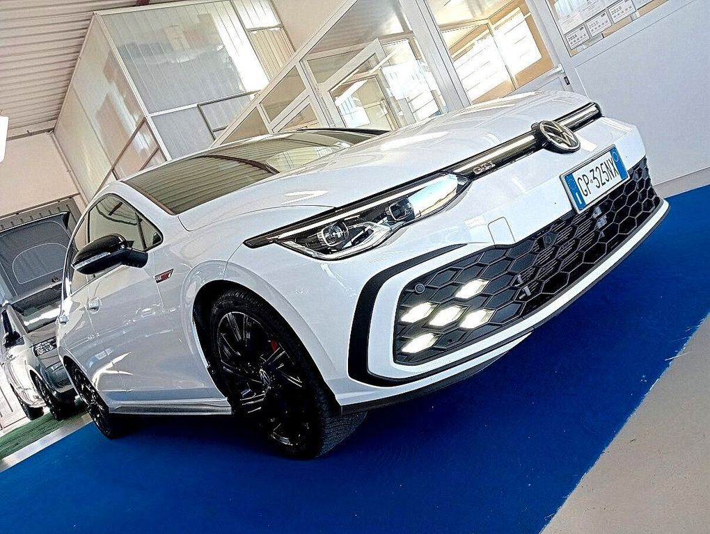 Image of Volkswagen Golf