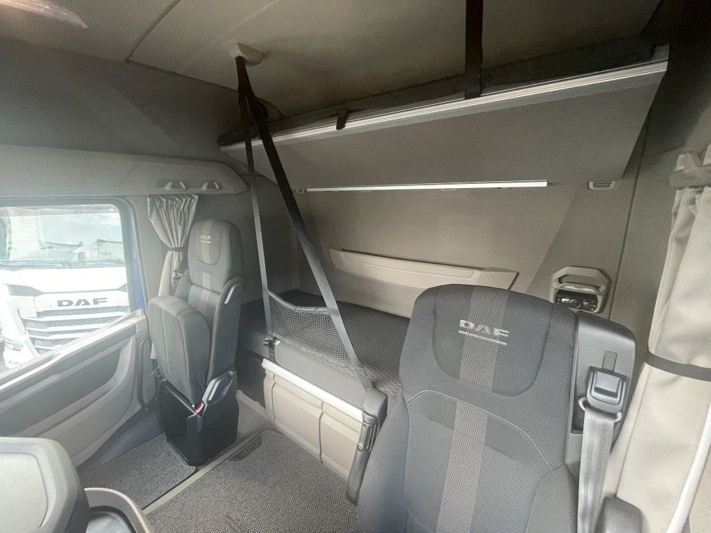 Fahrzeugabbildung DAF FT XG 530