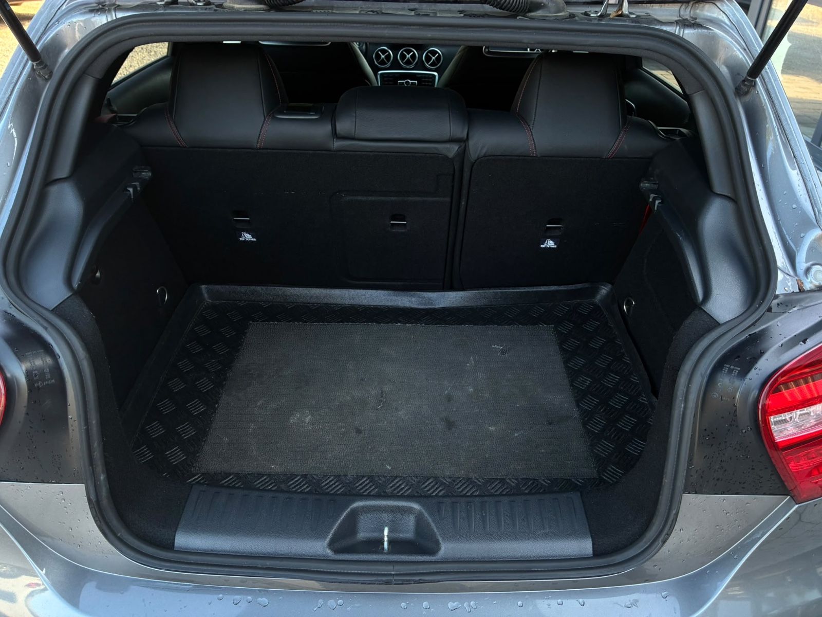 MERCEDES-BENZ A 200 A 200 AMG Line*Panorama*Carbon Interieur*, Ansicht 9