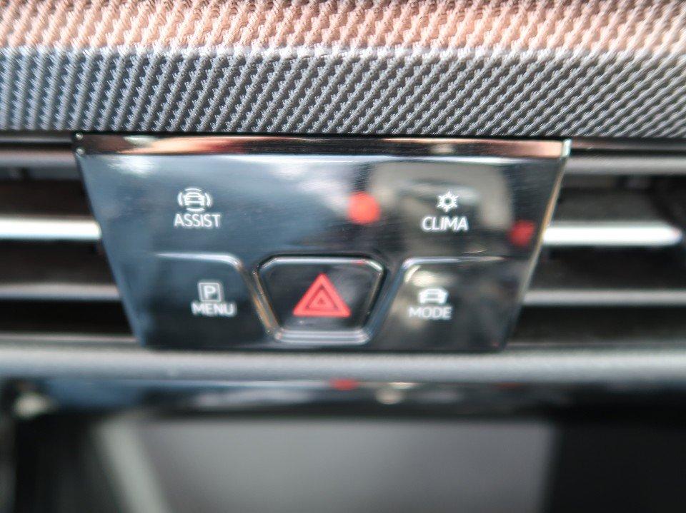 Volkswagen Golf VIII Variant *R-Line innen/außen*1. Hand*TO, миниатюра 22