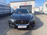 Jaguar F-Pace F-PACE Portfolio AWD - PANAROMA - LEDER - Jaguar F-PACE Portfolio mit Diesel-Antrieb