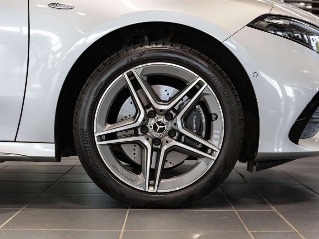 Mercedes-Benz A 250 e , AMG KAMERA SPUR STANDH PDC SHZ