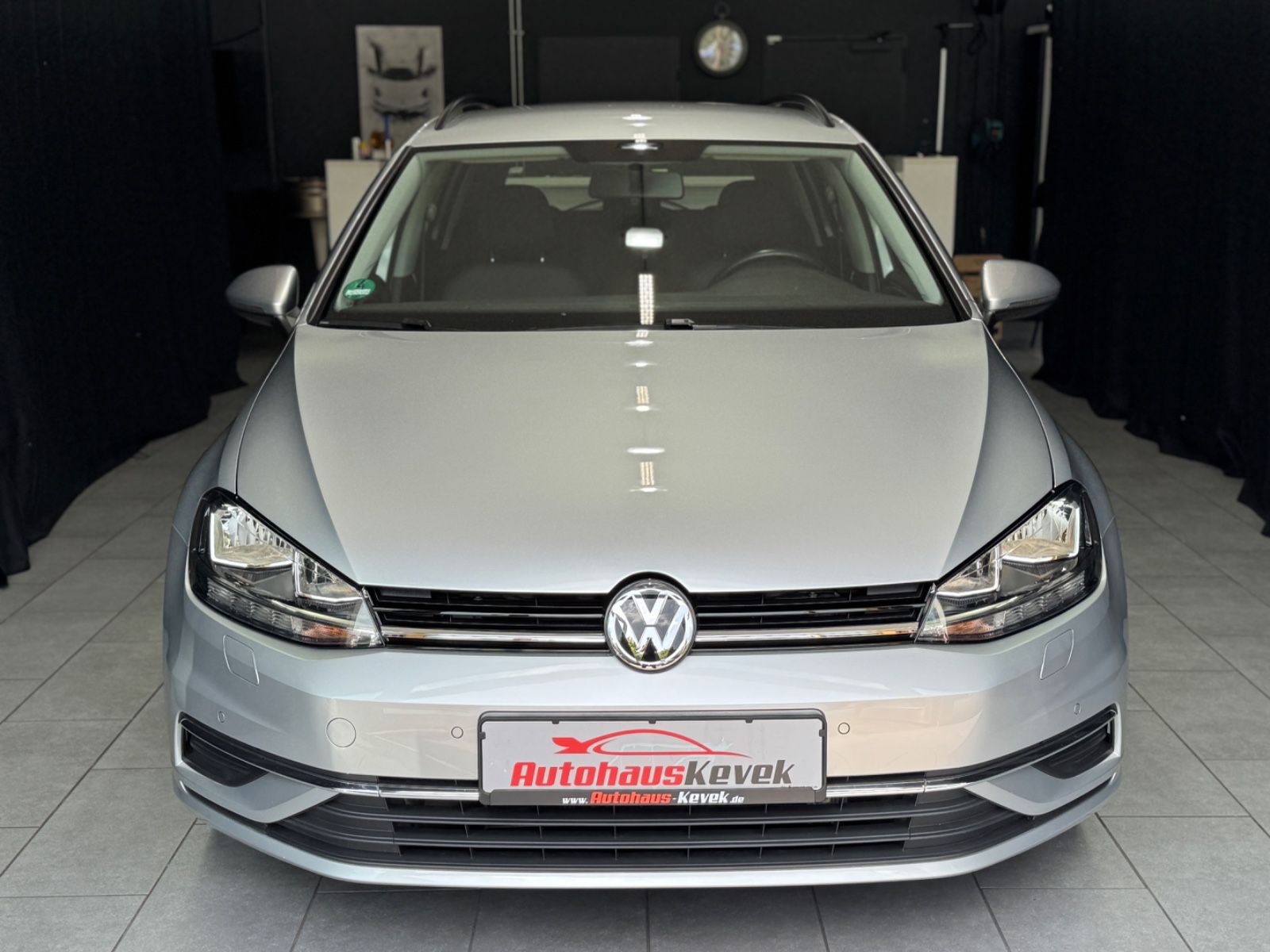 Fahrzeugabbildung Volkswagen Golf VII Variant Comfortline|NAVI|ACC|MASSAGE|